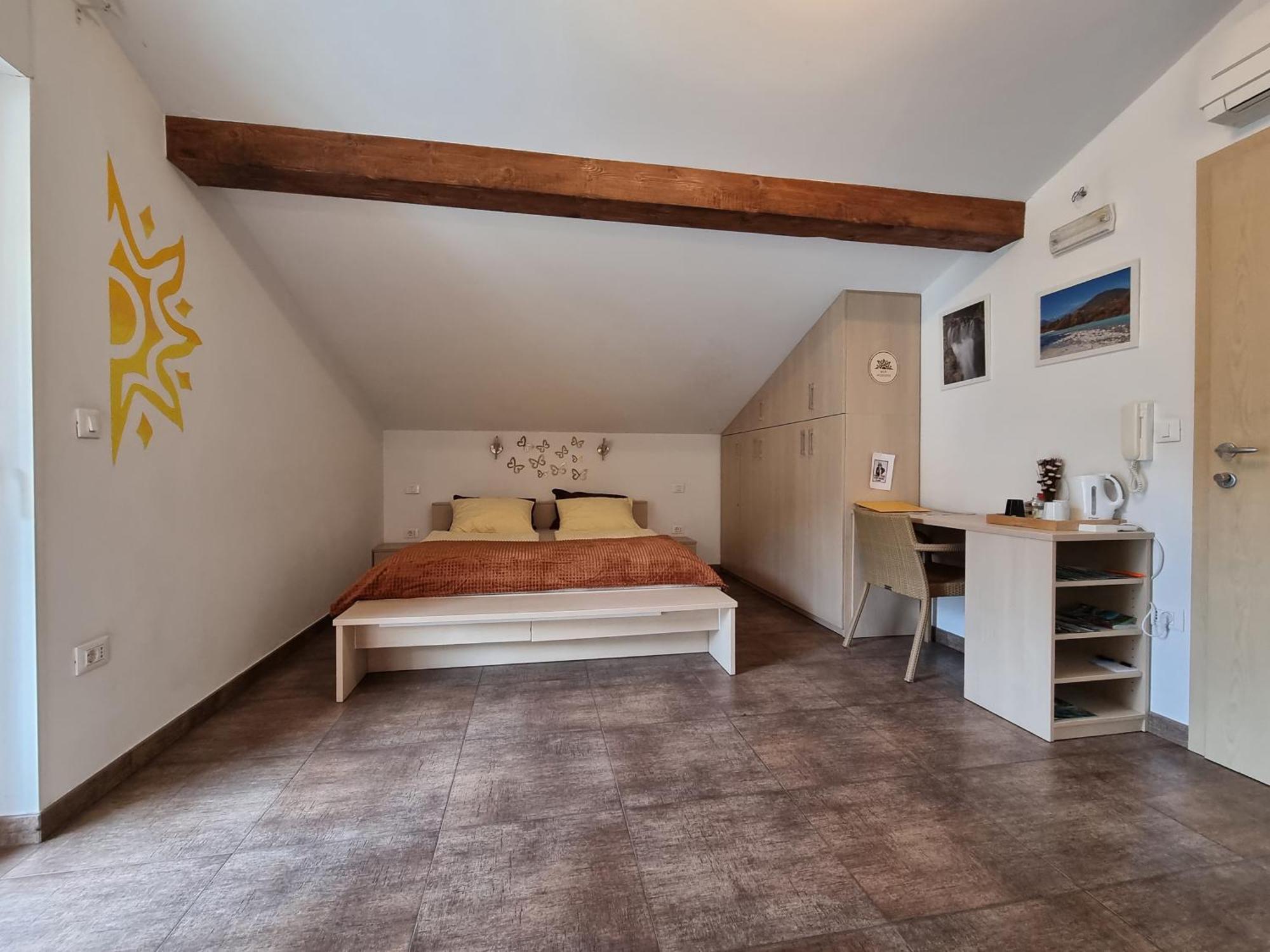 Apartment And Rooms Hisa Sonca Kobarid Luaran gambar